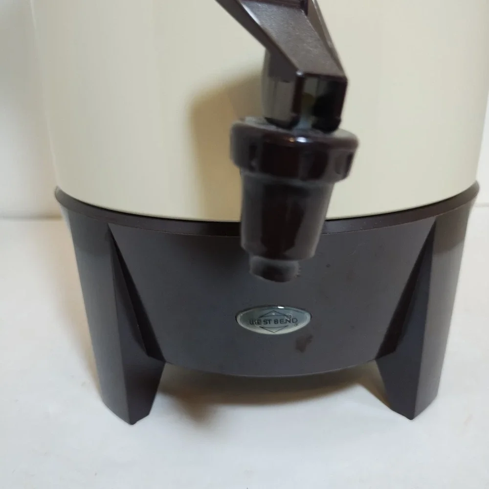 Vintage West Bend Party Perk 12-30 Cup Automatic Coffee Maker Percolator Urn